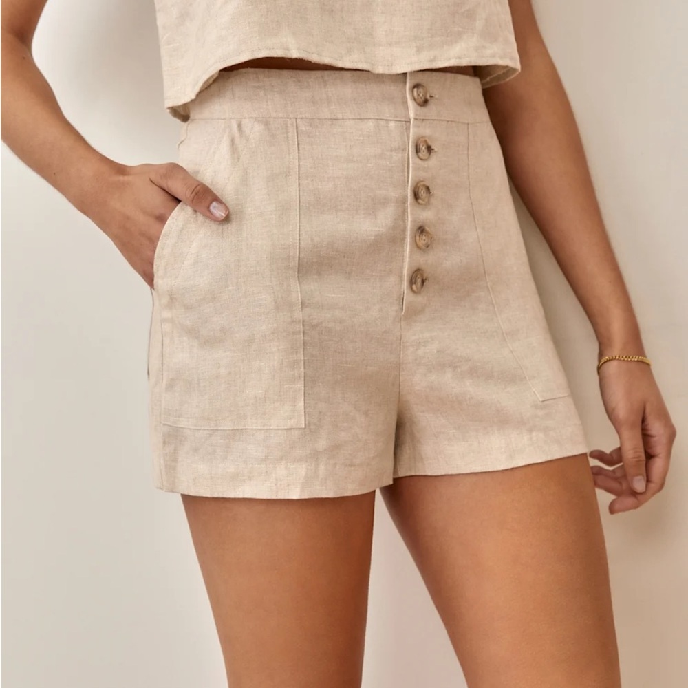 Reformation Keys Linen Short Oatmeal - Size 2